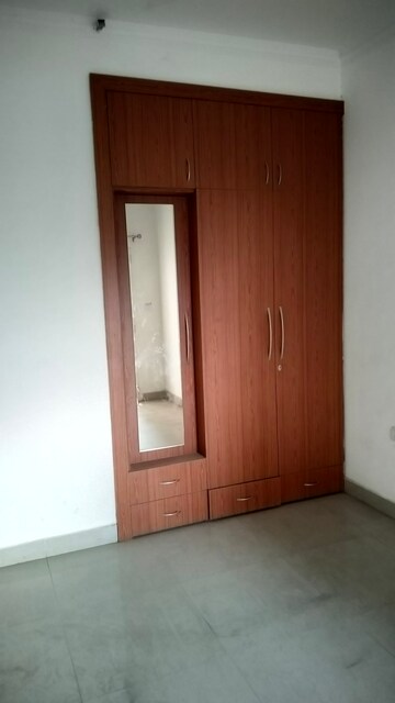 Room in 3 BHK Apartment at AWHO Shanti Vihar, Sector 95 – for Rent