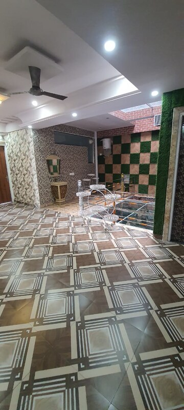 3 BHK Builder Floor For Rent in Sector 57