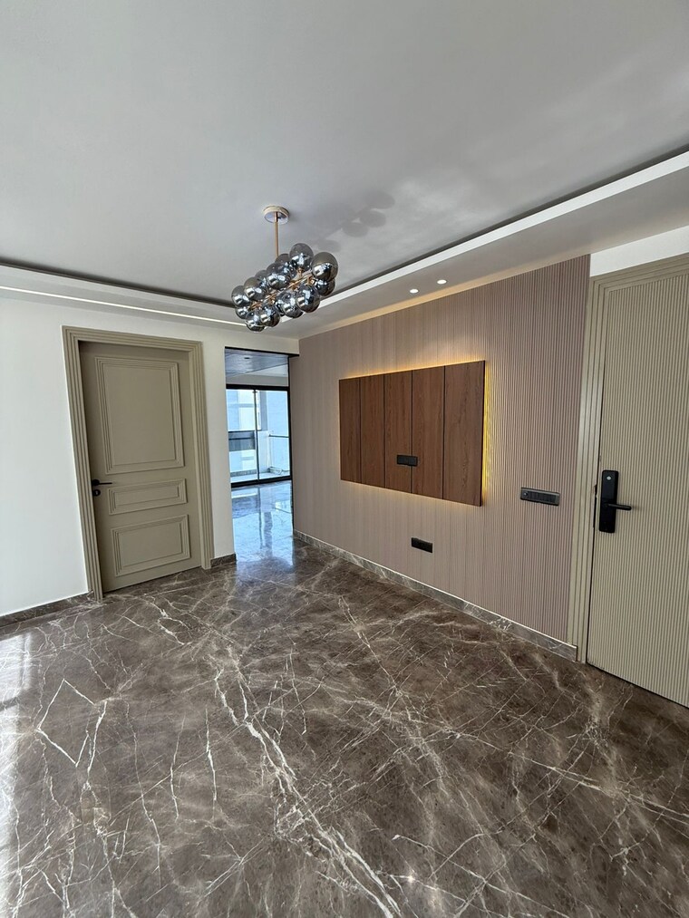 Room, sector 65 4 Bedroom 2400 Sq.Ft. Builder Floor In Sector 65 Gurgaon 8805903