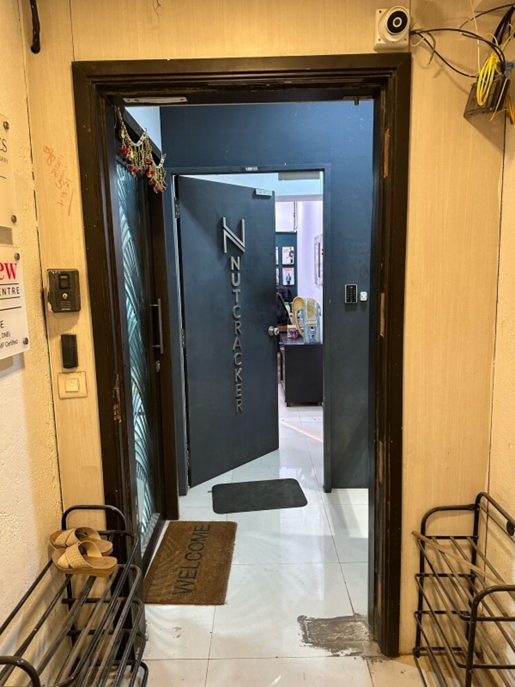 undefined, vile parle west Commercial Office Space 750 Sq.Ft. In Vile Parle West Mumbai 8805919