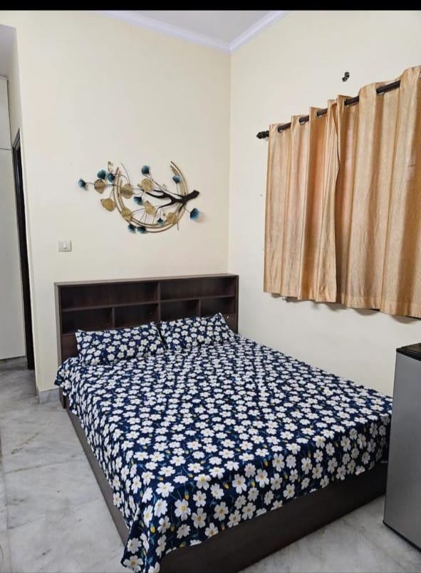 3 BHK Builder Floor For Rent in Lajpat Nagar II