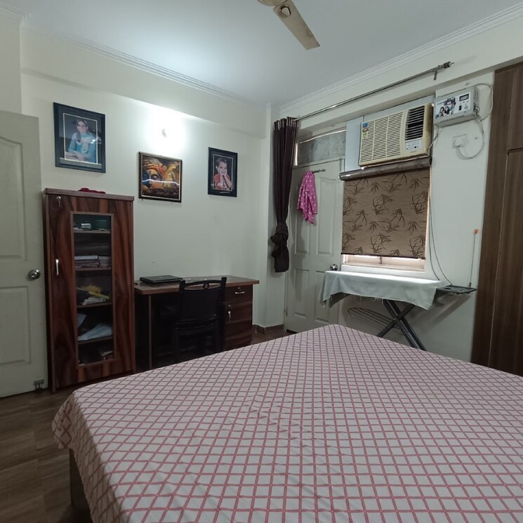 Bedroom, svp-gulmohur-garden-phase-2 2 Bedroom 1140 Sq.Ft. Apartment In Ghukna Ghaziabad 8805931