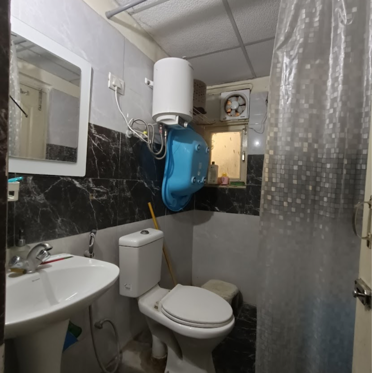 Attached Bathroom, svp-gulmohur-garden-phase-2 2 Bedroom 1140 Sq.Ft. Apartment In Ghukna Ghaziabad 8805931