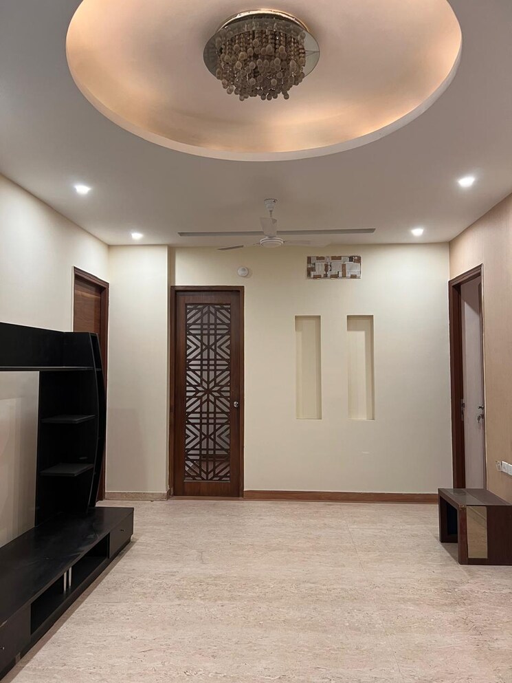 undefined, sector 57 3 Bedroom 3500 Sq.Ft. Builder Floor In Sector 57 Gurgaon 8805986