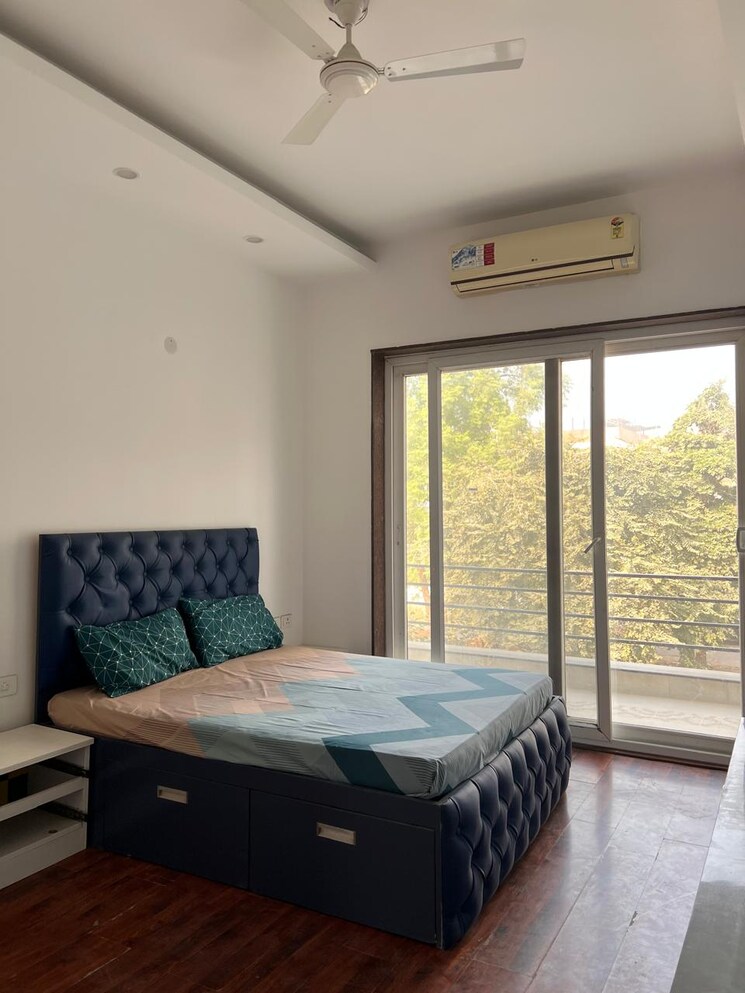 Bedroom, sector 57 3 Bedroom 3500 Sq.Ft. Builder Floor In Sector 57 Gurgaon 8805986