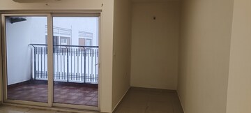 Room in 4 BHK Apartment at Prestige High Fields, Gachibowli – for Rent