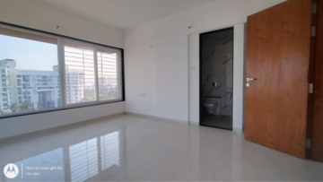 Room in 3 BHK Apartment at Fortune Smita Apartments, Prabhat Road – for Sale