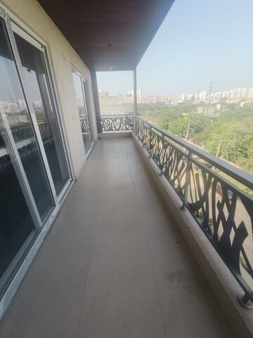 Balcony in 3 BHK Builder Floor at Sector 52 – for Rent