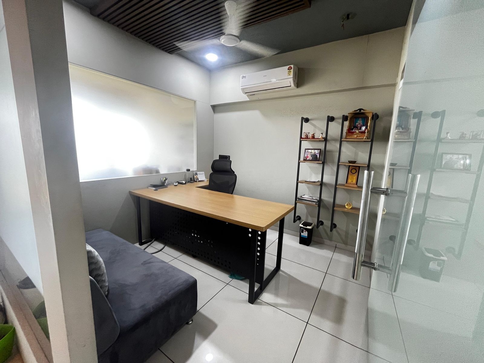 Office Space For Rent in Jagatpur