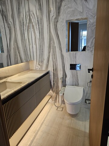 Bathroom in 4 BHK Builder Floor at DLF The Grove, Sector 54 – for Rent