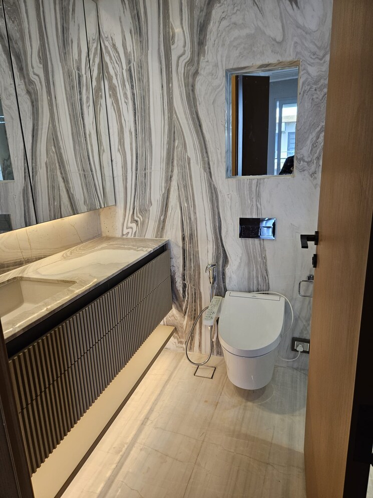 Bathroom, dlf-the-grove 4 Bedroom 4500 Sq.Ft. Builder Floor In Sector 54 Gurgaon 8806164