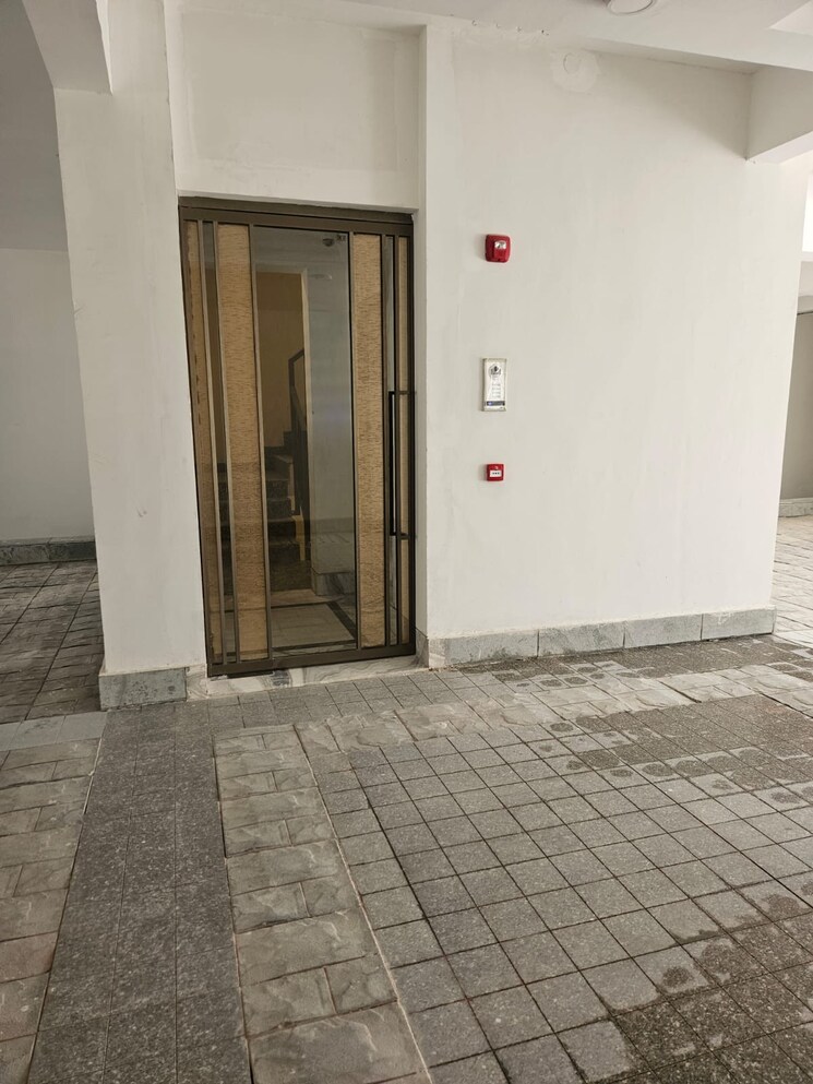 Room, dlf-the-grove 4 Bedroom 4500 Sq.Ft. Builder Floor In Sector 54 Gurgaon 8806164