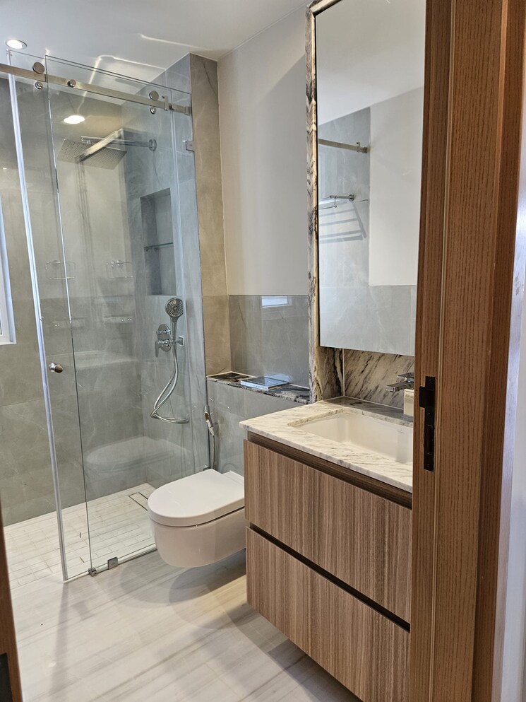 Bathroom, dlf-the-grove 4 Bedroom 4500 Sq.Ft. Builder Floor In Sector 54 Gurgaon 8806164