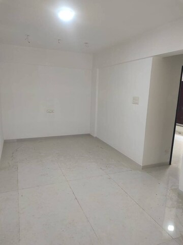 Room in 2 BHK Apartment at Goregaon West – for Rent
