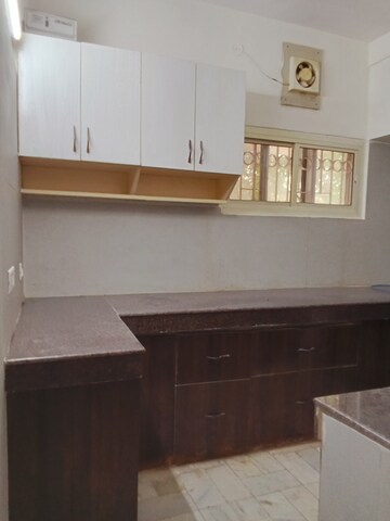 Kitchen in 3.5 BHK Apartment at DDA Rosewood Apartments, Vasant Kunj – for Rent