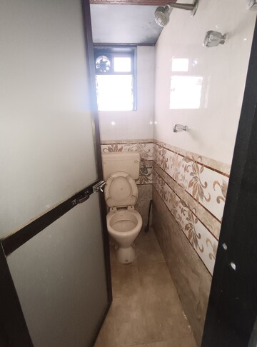 Attached Bathroom in 1 BHK Apartment at Kopar Khairane – for Rent