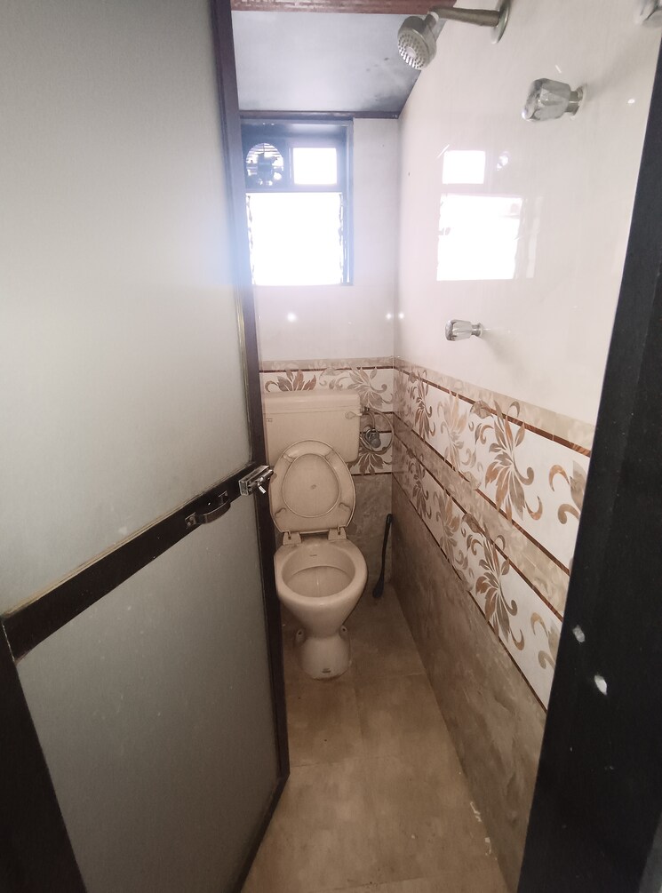 Attached Bathroom, kopar khairane 1 Bedroom 450 Sq.Ft. Apartment In Kopar Khairane Navi Mumbai 8806235