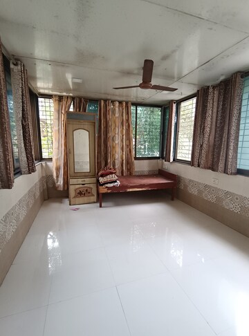 Room in 1 BHK Apartment at Kopar Khairane – for Rent