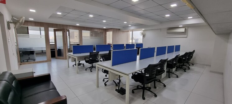 Team Area, true-westgate Commercial Office Space 1890 Sq.Ft. In Makarba Ahmedabad 8806194