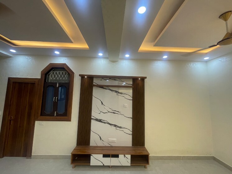 Room, shakti khand iii 3 Bedroom 1450 Sq.Ft. Builder Floor In Shakti Khand Iii Ghaziabad 8806250