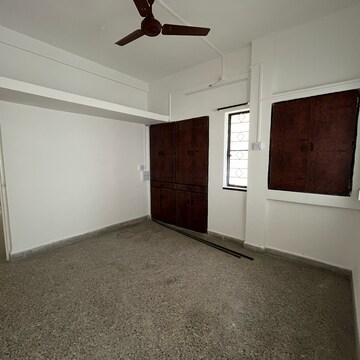 Room in 2 BHK Apartment at Sahakar Nagar – for Sale