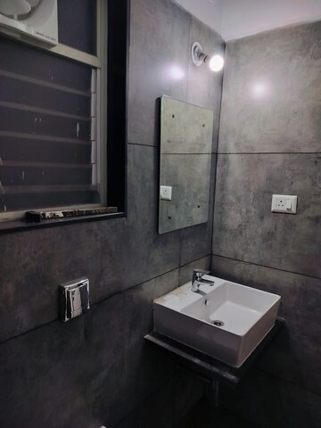 Bathroom in 3 BHK Apartment at Mohan Nagar – for Rent