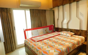 5 BHK Villa For Sale in Golden Beach Society, Juhu