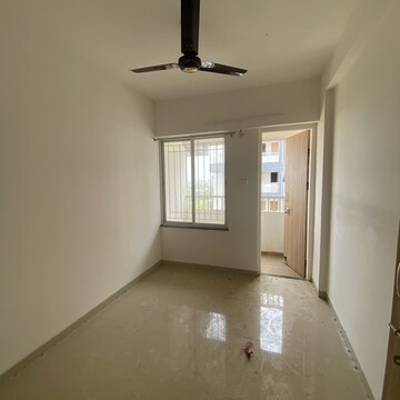 Room in 2 BHK Apartment at Mihan – for Rent