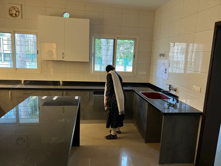 Master Bedroom, embassy-oasis 4 Bedroom 4045 Sq.Ft. Apartment In Frazer Town Bangalore 8806338