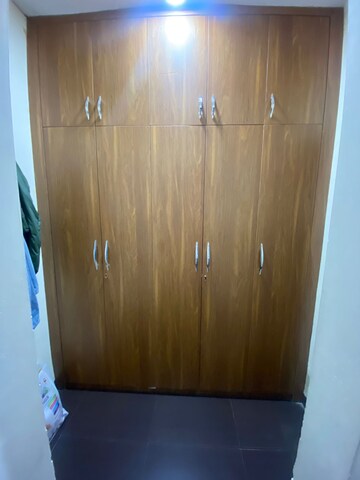 Furnished Amenities in 3.5 BHK Independent House at Wave Prime Floors, Wave City – for Rent