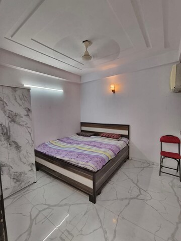 Bedroom in 1 BHK Builder Floor at Chattarpur – for Rent