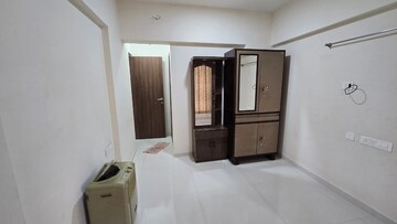 Room in 1 BHK Apartment at Ambarish CHS, Kurla East – for Rent