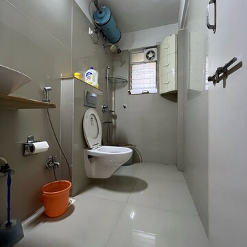 Master Bedroom in 2 BHK Apartment at Nachiket Apartment, Erandwane – for Sale