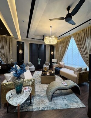 Living Room in 3 BHK Builder Floor at Sector 28 – for Sale