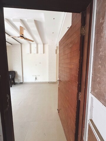 Bathroom in 2 BHK Apartment at Unitech Escape, Sector 50 – for Sale