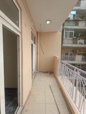 2 BHK Apartment For Sale in Gaur City 2 - 14th Avenue, Sector 16c Greater Noida