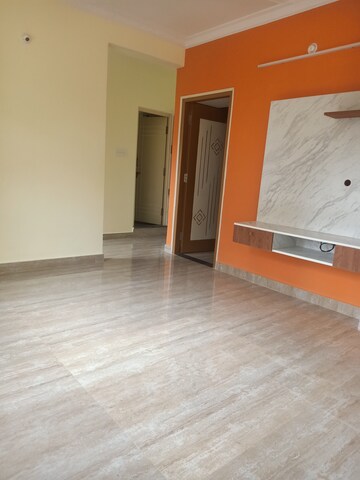 Room in 2 BHK Apartment at Koramangala – for Rent