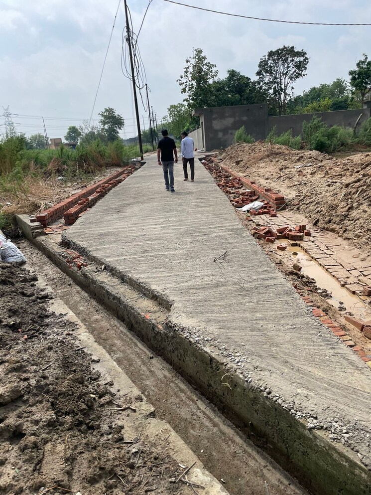 undefined, khanpur  60 Sq.Mt. Plot In Khanpur Greater Noida 8806539