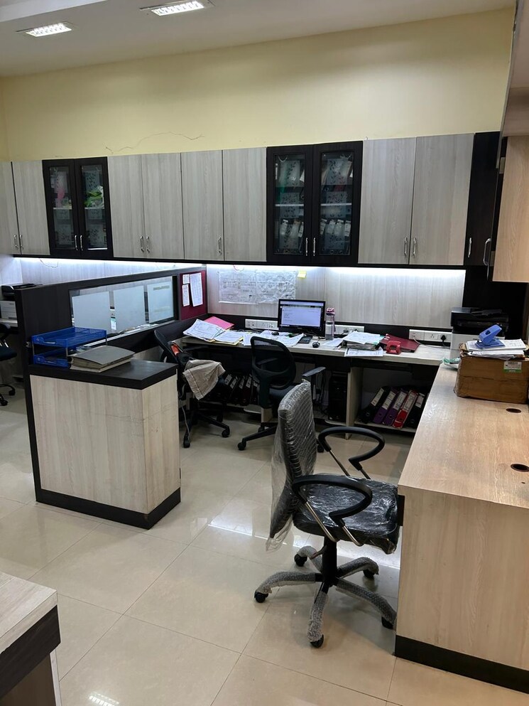 Team Area, neelkanth-business-park Commercial Office Space 800 Sq.Ft. In Ghatkopar West Mumbai 5360776