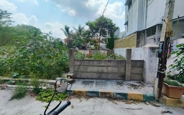 Plot For Sale in Babusa Palya