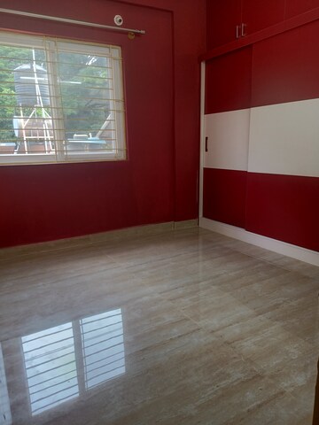 Room in 2 BHK Apartment at Koramangala – for Rent