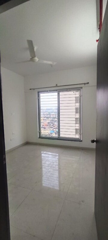 Room in 1 BHK Apartment at Sinhagad Road – for Rent