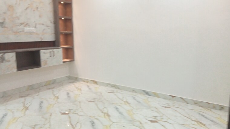 Room, palam colony 3 Bedroom 900 Sq.Ft. Builder Floor In Palam Colony Delhi 8806648