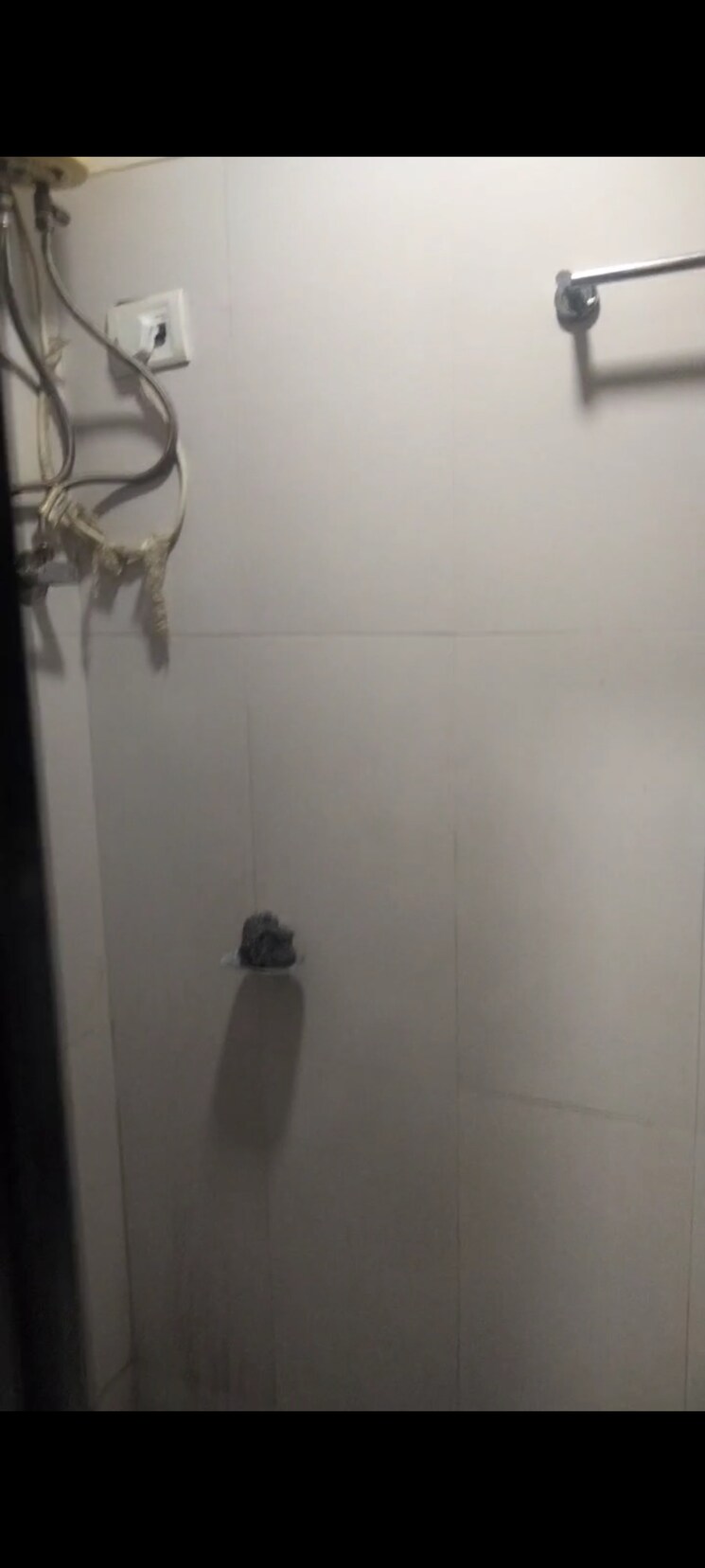 Room, rushi-ronit-residency 1 RK 180 Sq.Ft. Apartment In Goregaon East Mumbai 8806676