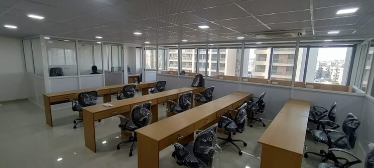 Team Area, sola Commercial Office Space 1800 Sq.Ft. In Sola Ahmedabad 8806642
