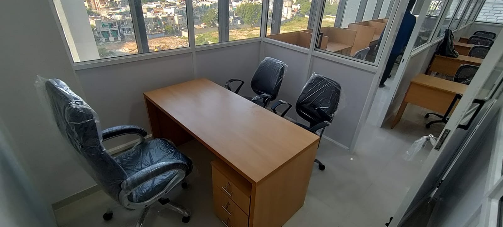 Office Space For Rent in Sola