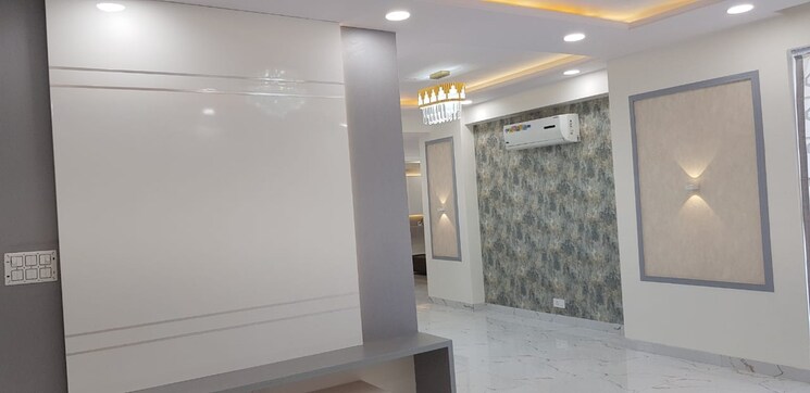 Room, sector 50 3 Bedroom 1300 Sq.Ft. Apartment In Sector 50 Chandigarh 8806668