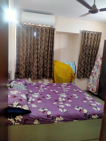 Bedroom in 2 BHK Apartment at Althan – for Rent