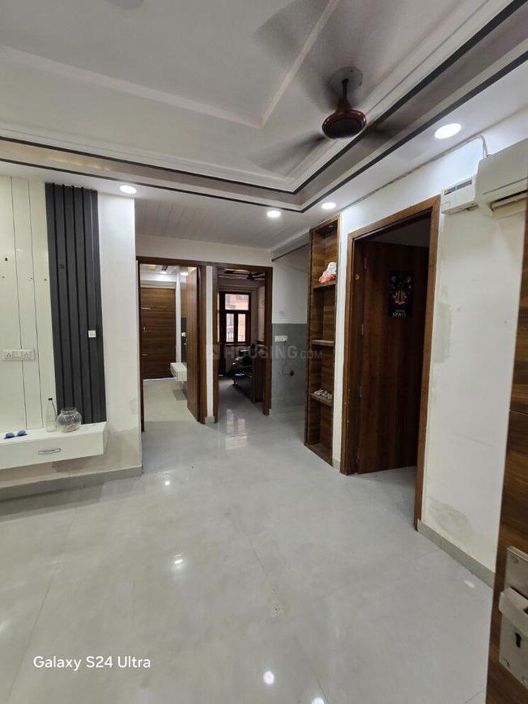 Room, malcha marg 3 Bedroom 375 Sq.Yd. Villa In Malcha Marg Delhi 8806699