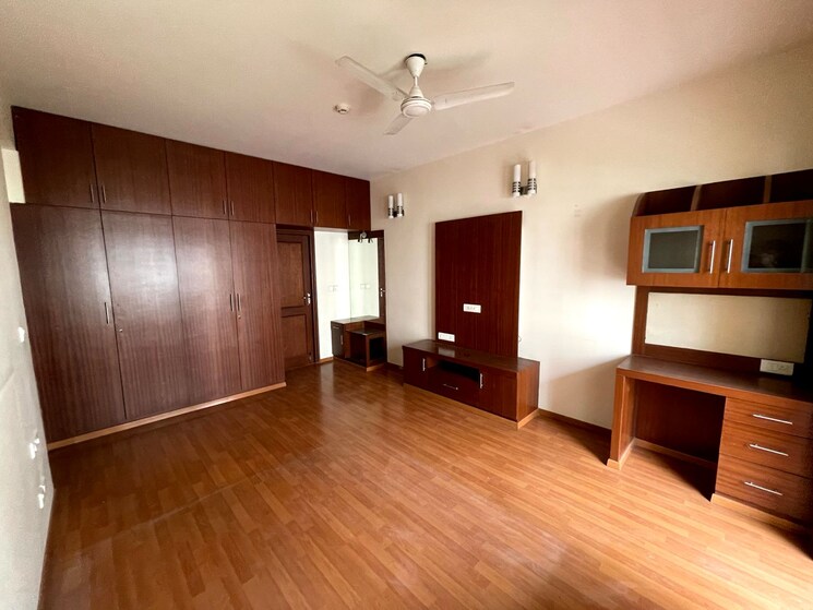 Room, adarsh-palm-retreat 3 Bedroom 2230 Sq.Ft. Apartment In Marathahalli Orr Bangalore 8806717